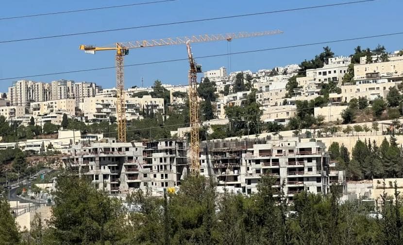 Israel warns of large response to UK sanctions