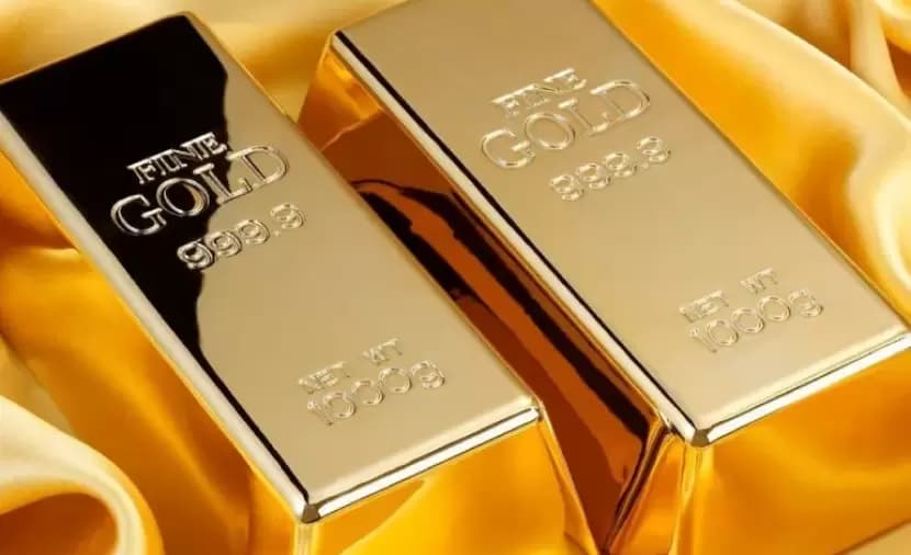 ذهب يربح 1% مع هبوط النفط