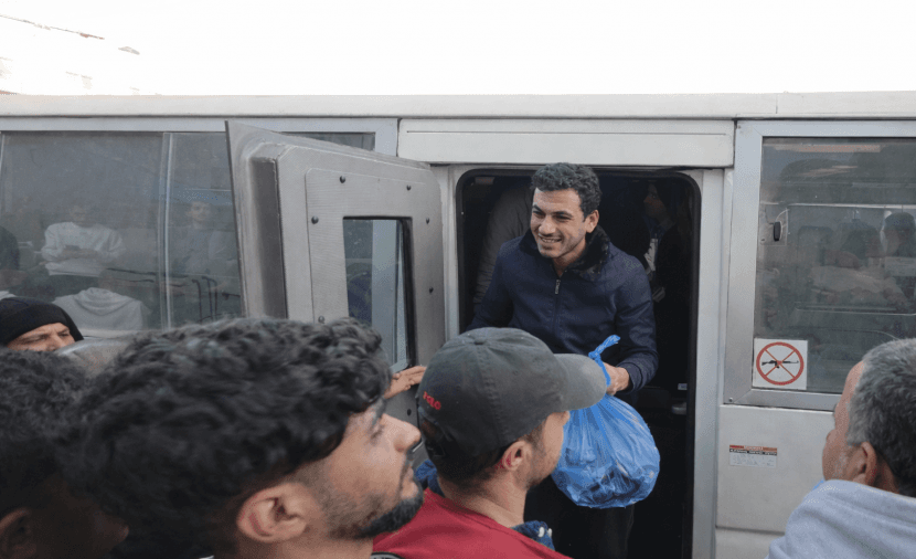 Gaza releases 35 prisoners by name