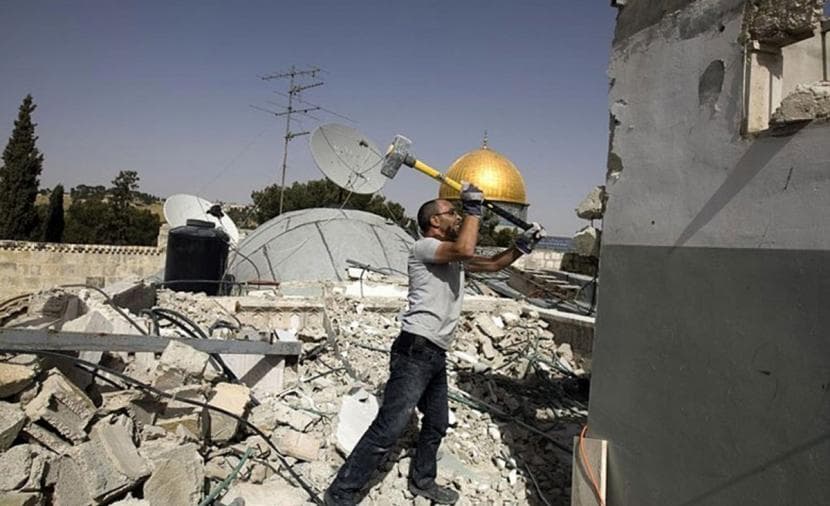 الاحتلال يطلب إخلاء منازل في القدس