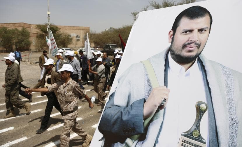 30 قتيلًا من القوات الحكومية اليمنية في هجمات للحوثيين