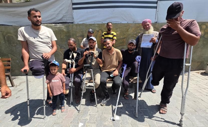 Patients protest outside Nasser Complex