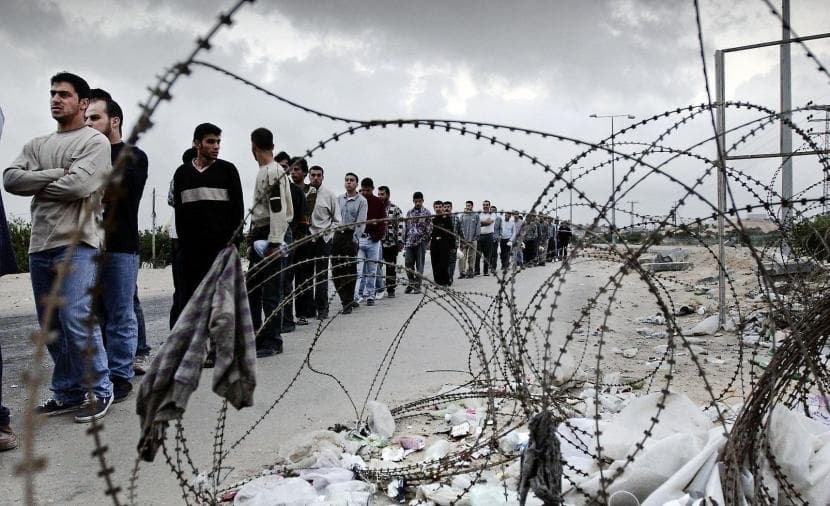 الاحتلال يجتث فرص العمل الفلسطينية