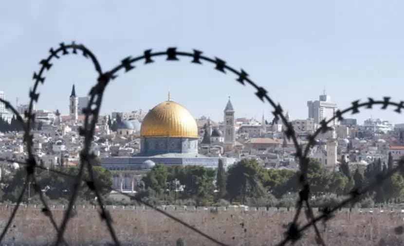 حماس تحذر من صراع ديني بالقدس