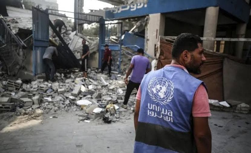 لجنة اللاجئين ترفض استبعاد أونروا من إعادة إعمار غزة