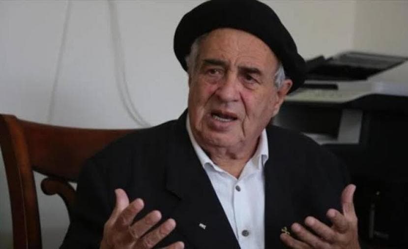 Badran updates Father Muslim on health and politics