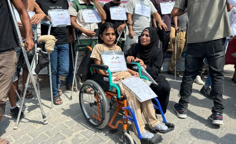 جرحى غزة يطالبون بفتح المعابر