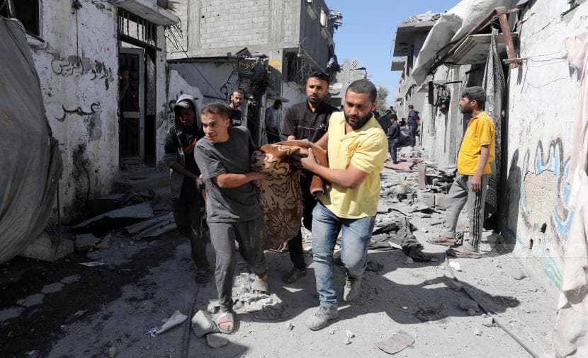 Three shot amid Gaza ceasefire breaches