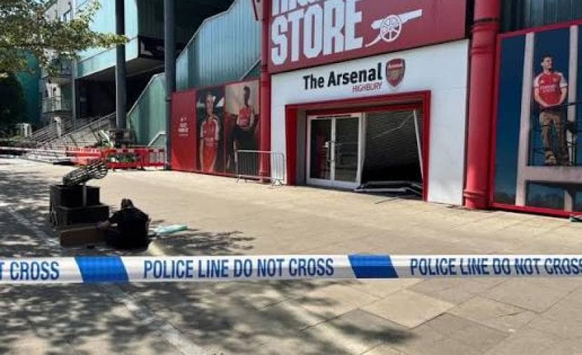 Arsenal FC store robbery