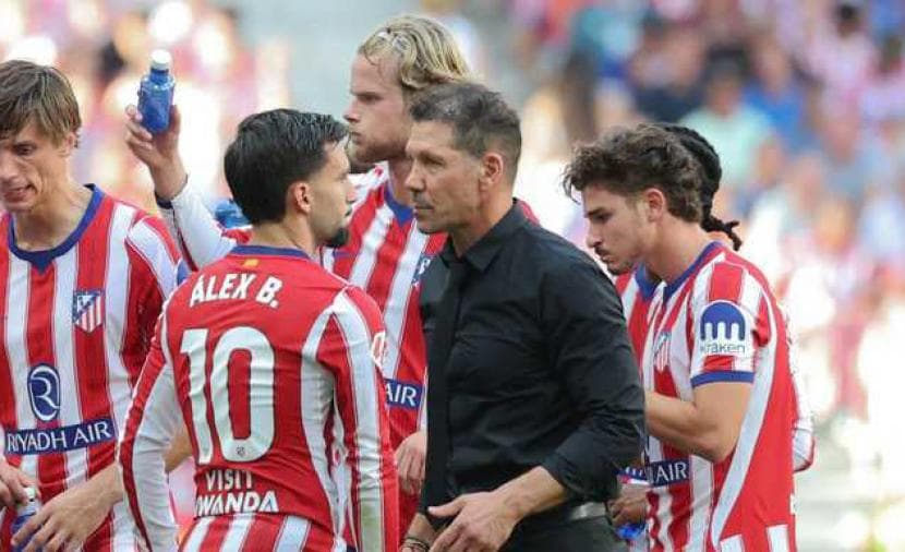 Simeone Fuels Uncertainty on Alvariz
