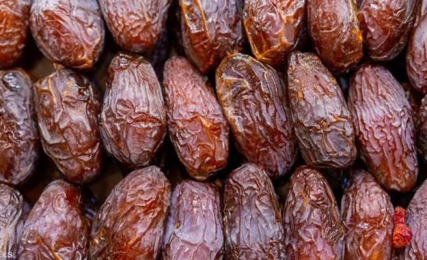 Optimal Timing for Dates Health Benefits