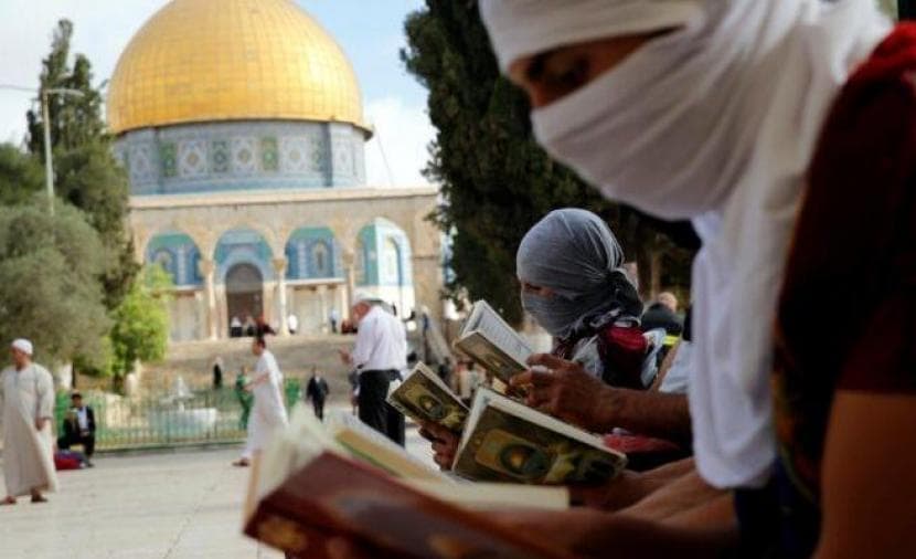 خطيب الأقصى يدعو لتعزيز الرباط وصد التهويد