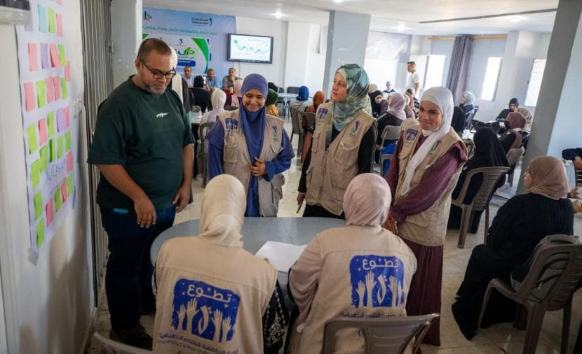 Gaza students find hope through volunteering