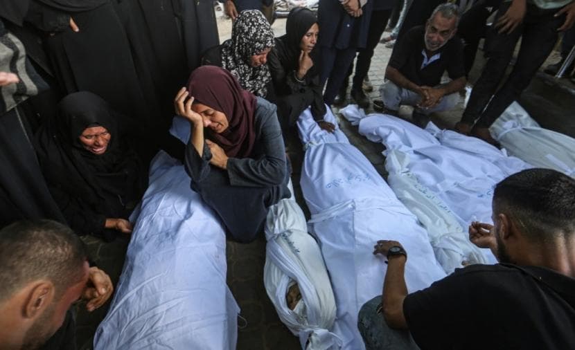 الصحة: 10 شهداء و18 إصابة في غزة