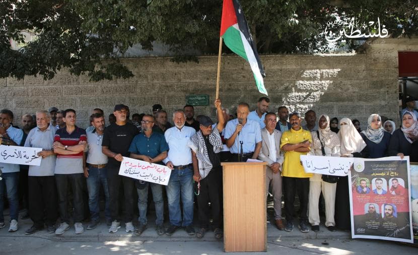 لجنة الأسرى تطالب بحماية دولية لغزة