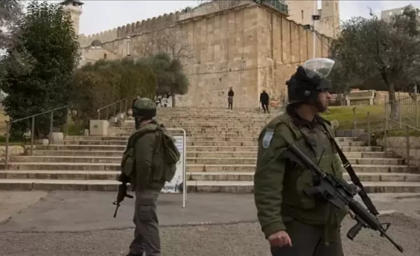 إغلاق الأذان في المسجد الإبراهيمي لليوم السابعين