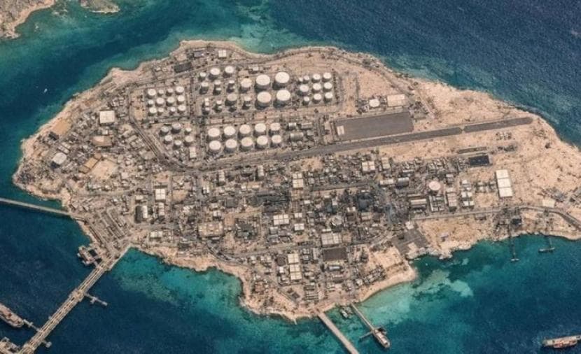 US missile strikes Iranian oil tanker