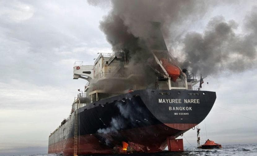 Strait Gambling and Tanker War Impact