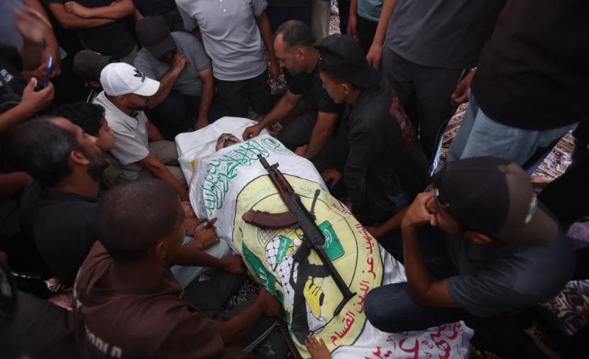 Crowds honor Rafah Brigade Commander