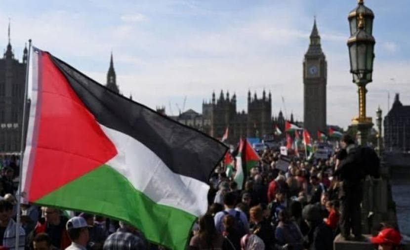 British lawyers push for expanded sanctions against Israel