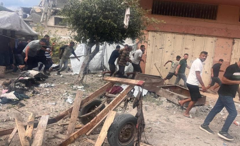 Israeli Airstrikes Cause 8 Casualties