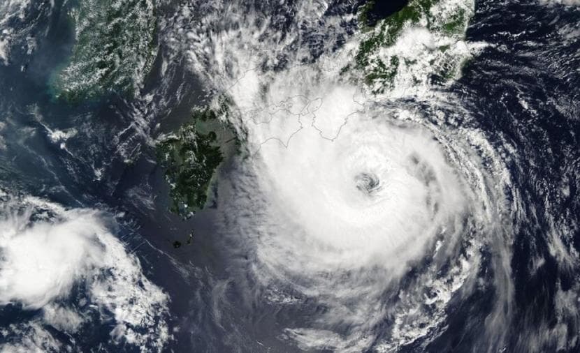 Cyclone Dujan Causes 4 Deaths in Japan