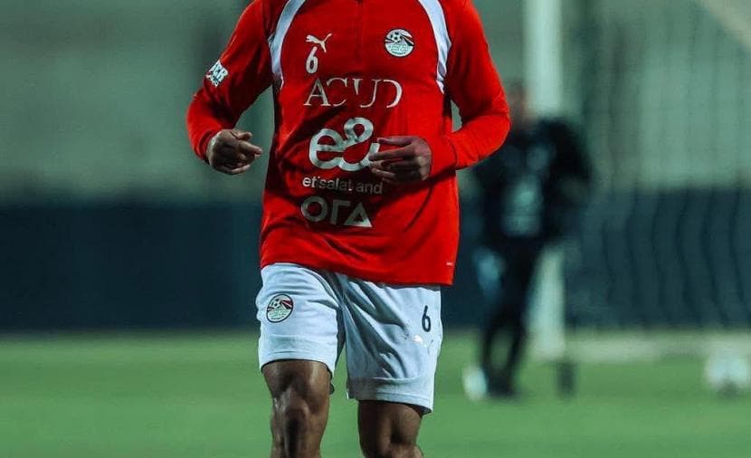 النجيل الصناعي يمنع عبد المنعم وصلاح من لقاء جنوب السودان