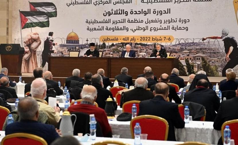 قيادية فتحاوية تدعو لمجلس وطني يمثل الفلسطينيين