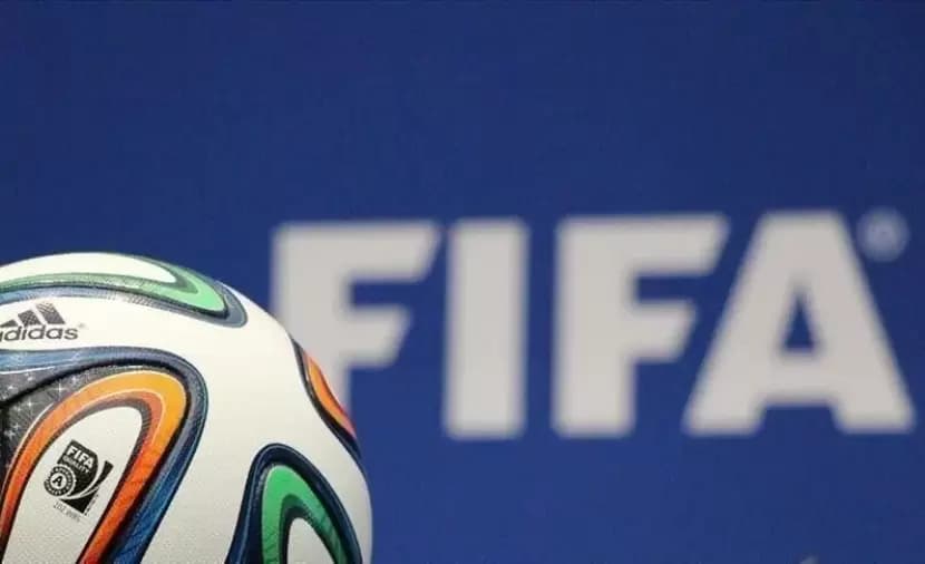 أربع دوريات أوروبية تطالب بإصلاحات في فيفا