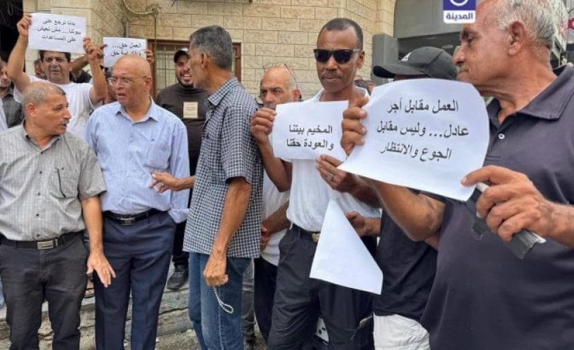 لقاء في طولكرم يناقش تقليصات أونروا واحتياجات المهجرين