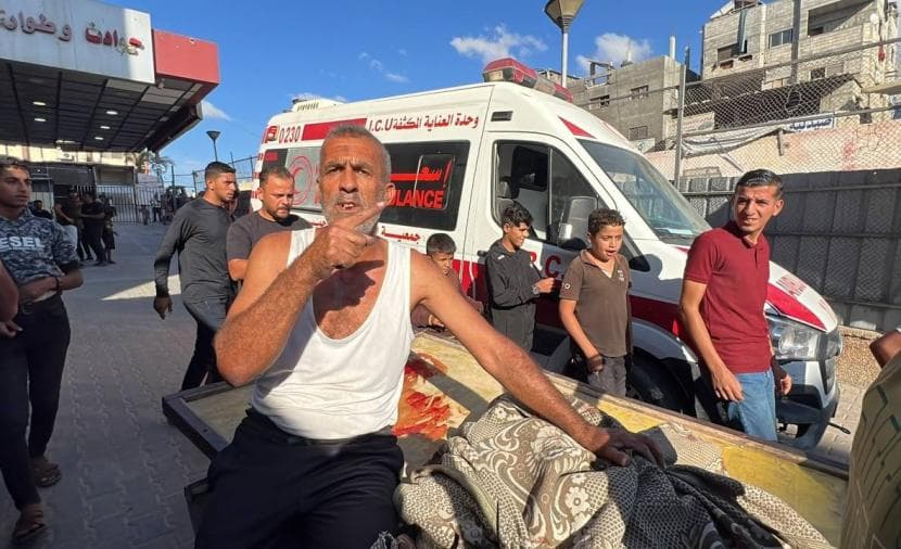 Five martyrs, including children, in Gaza airstrikes