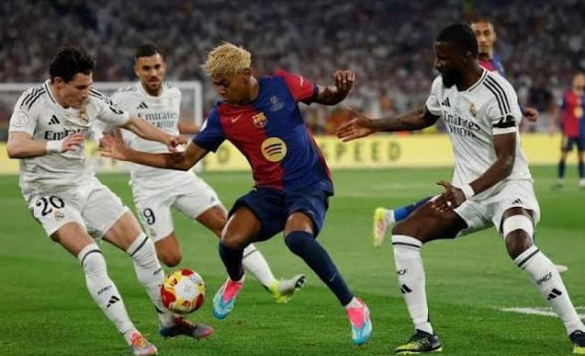موعد مواجهة الكلاسيكو بين برشلونة وريال مدريد