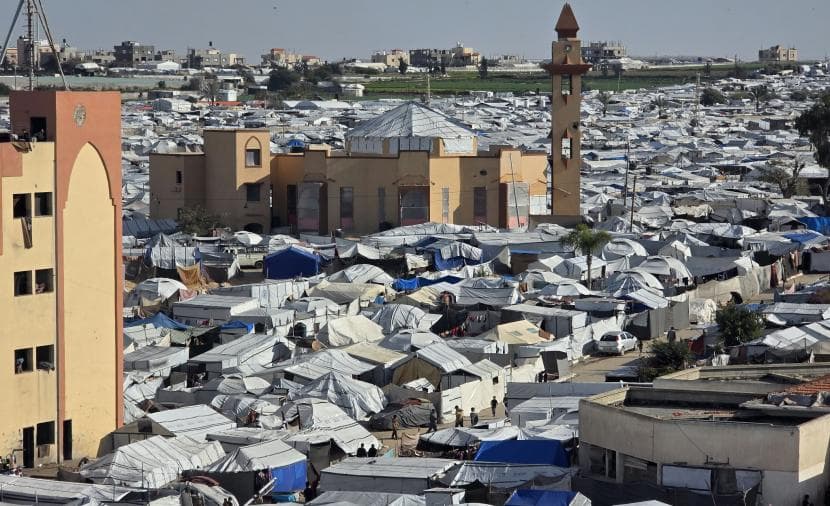 عام على اتفاق وقف النار نازحو غزة يواجهون شتاءً قاسياً