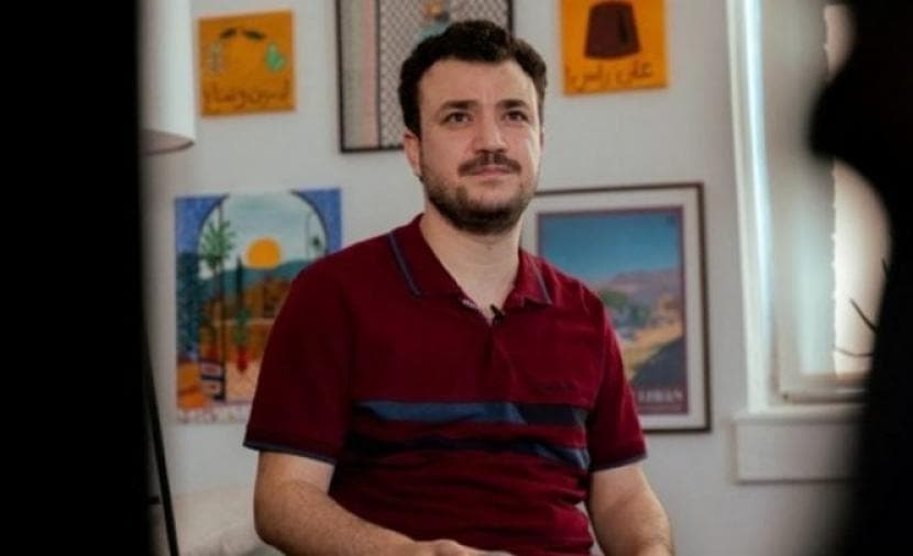 ناشط: اعتقالي بهدف قمع حرية التعبير عن فلسطين