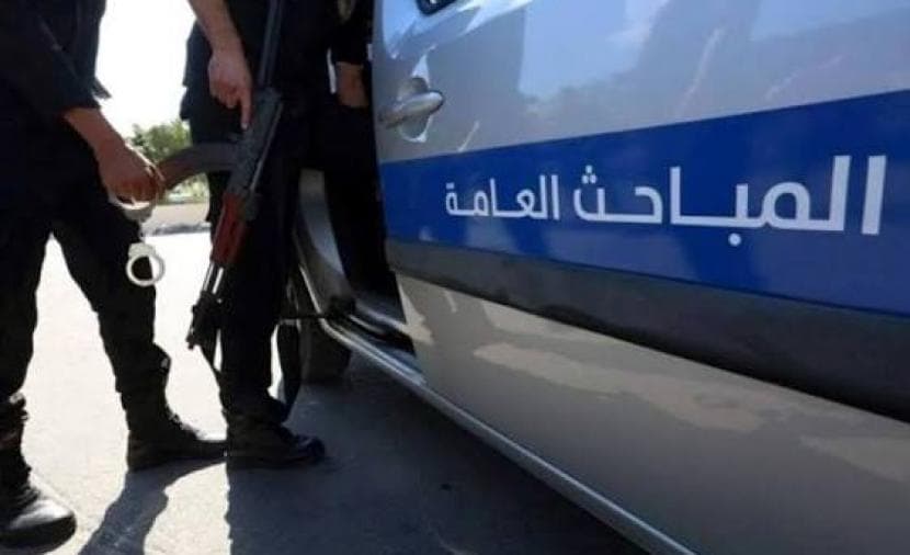خان يونس يوقف مركبة مسروقة