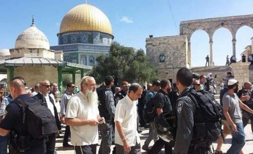 Al-Aqsa faces restrictions and rituals