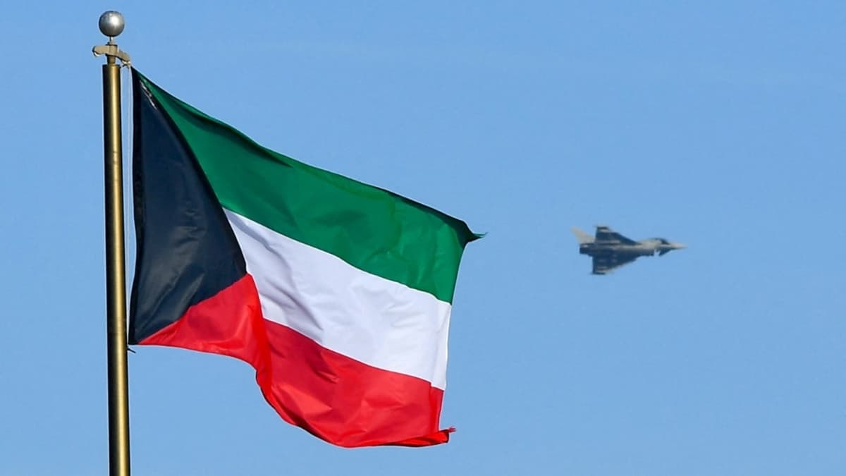 Kuwait reports second Iran attack