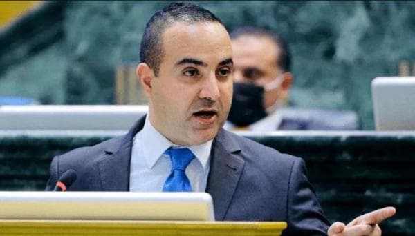 Fareej criticizes MP Al-Kassasa's remark to close this floor
