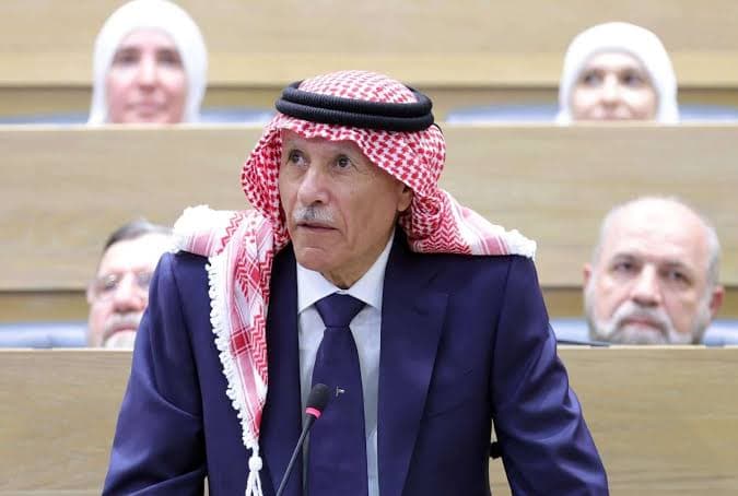 العرموطي يطالب بكشف تعديل على تغييرات النواب