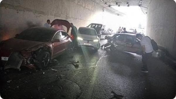 Six-vehicle crash in Sohaib Tunnel
