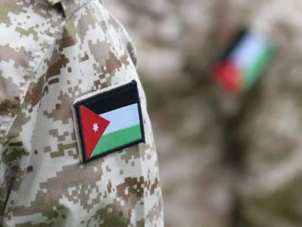 الجيش يبدأ تجنيد الإناث الحاصلات على الثانوية