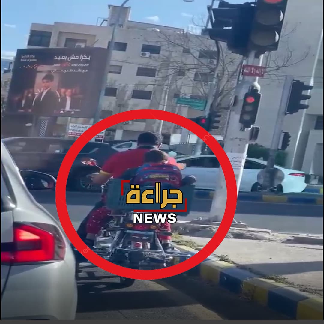 مدير الجمارك العكاليك ينشر الدراجات في الشوارع