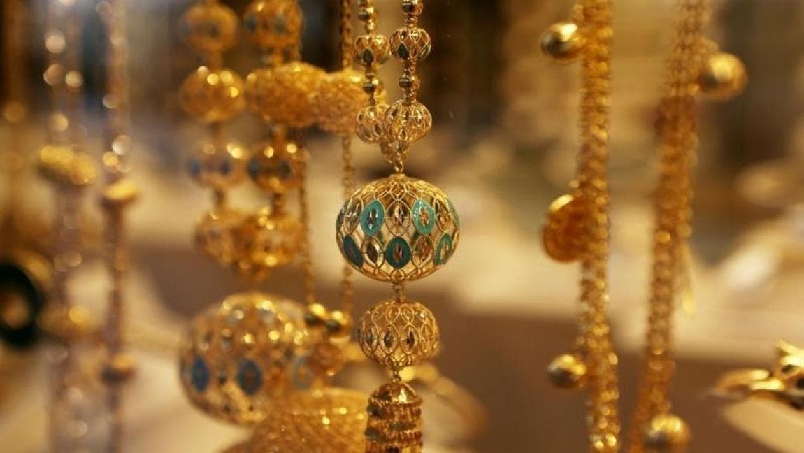Gold prices reach 89.40 dinars