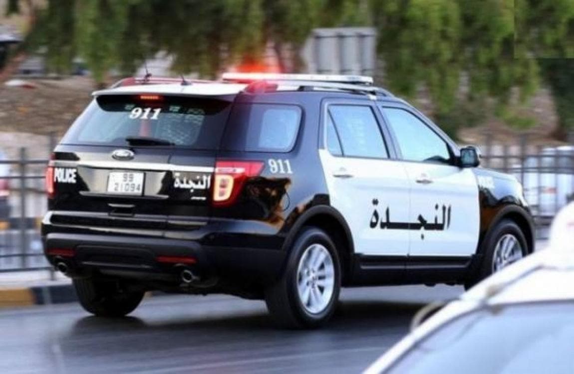 إيقاف لصوص ماكينة مقهى في عمّان