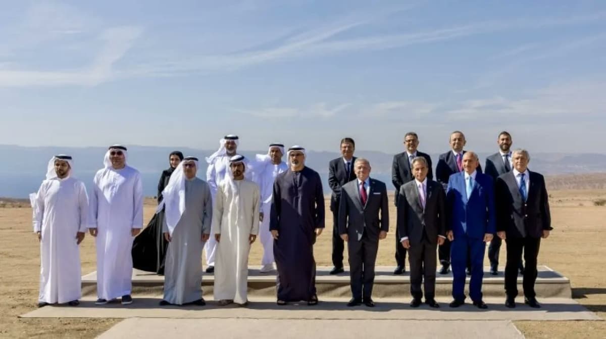 رئيس الوزراء يبرز أهمية مشروع سكة حديد العقبة\n