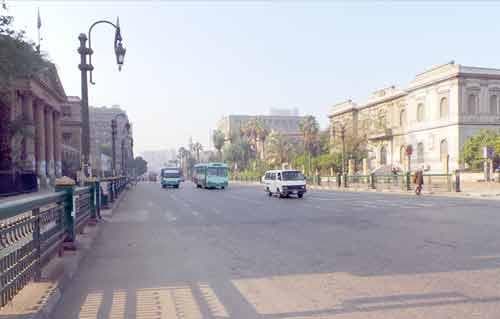 Saturday Traffic Flows Smoothly in Cairo and Giza