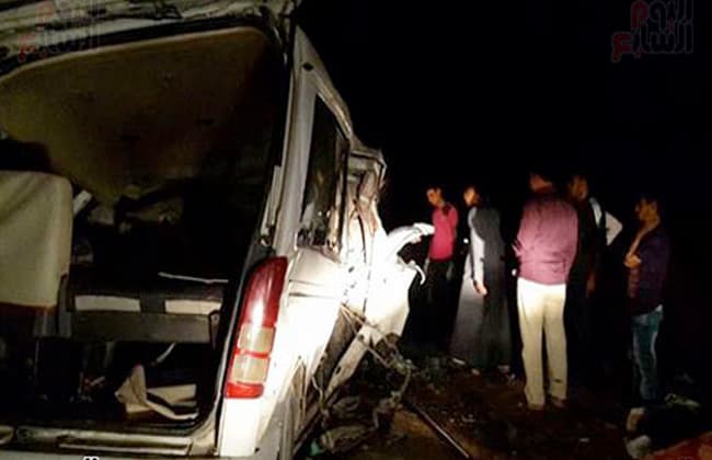 Death toll reaches 3 in microbus crash