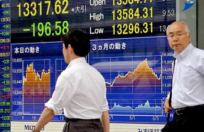 أسهم آسيوية ترتفع بدعم الذكاء الاصطناعي
