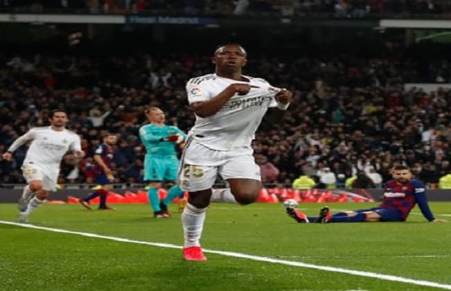 ريال مدريد يفرض شرطا لرحيل فينسيوس