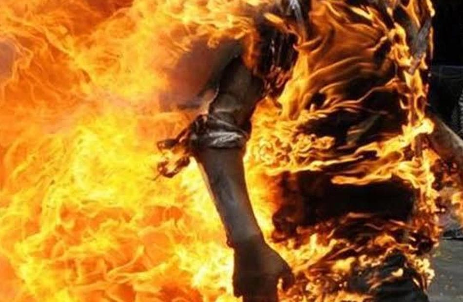 Man Arrested for Burning Son in Sohag